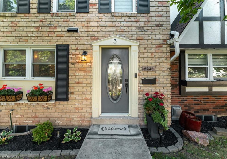 2230-upper-middle-road-burlington-ontario-40859505