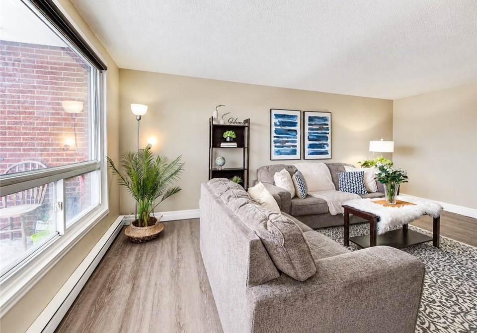 4-avalon-place-kitchener-ontario-40859525