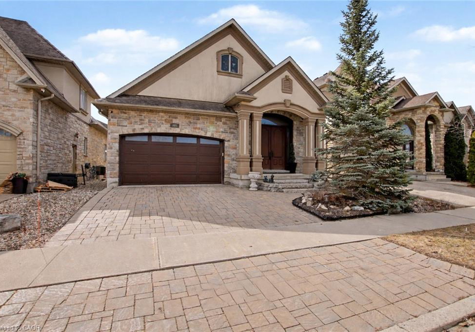205-paige-place-kitchener-ontario-40859535