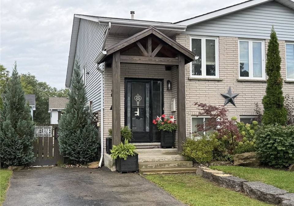 8a-yeager-avenue-simcoe-ontario-40859578