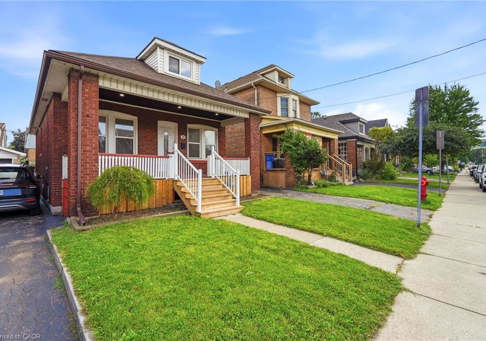 26-connaught-avenue-n-hamilton-ontario-40859580