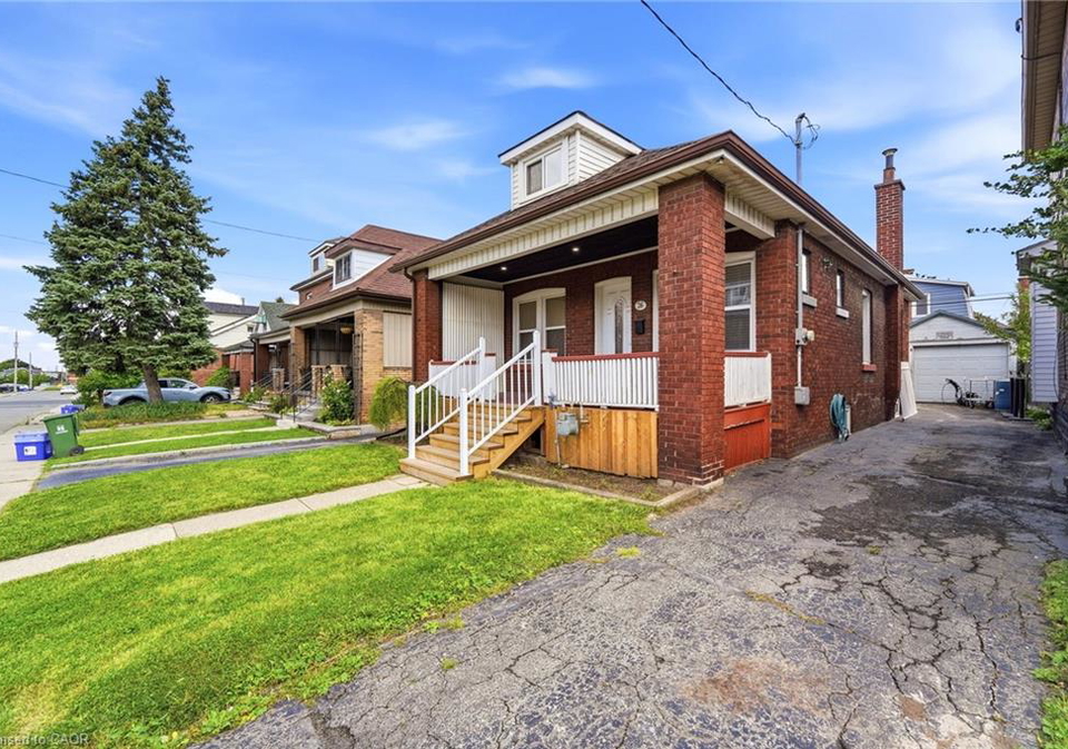 26-connaught-avenue-n-hamilton-ontario-40859580