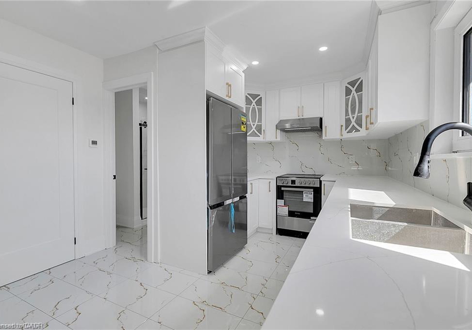 581-lancaster-street-w-kitchener-ontario-40859584