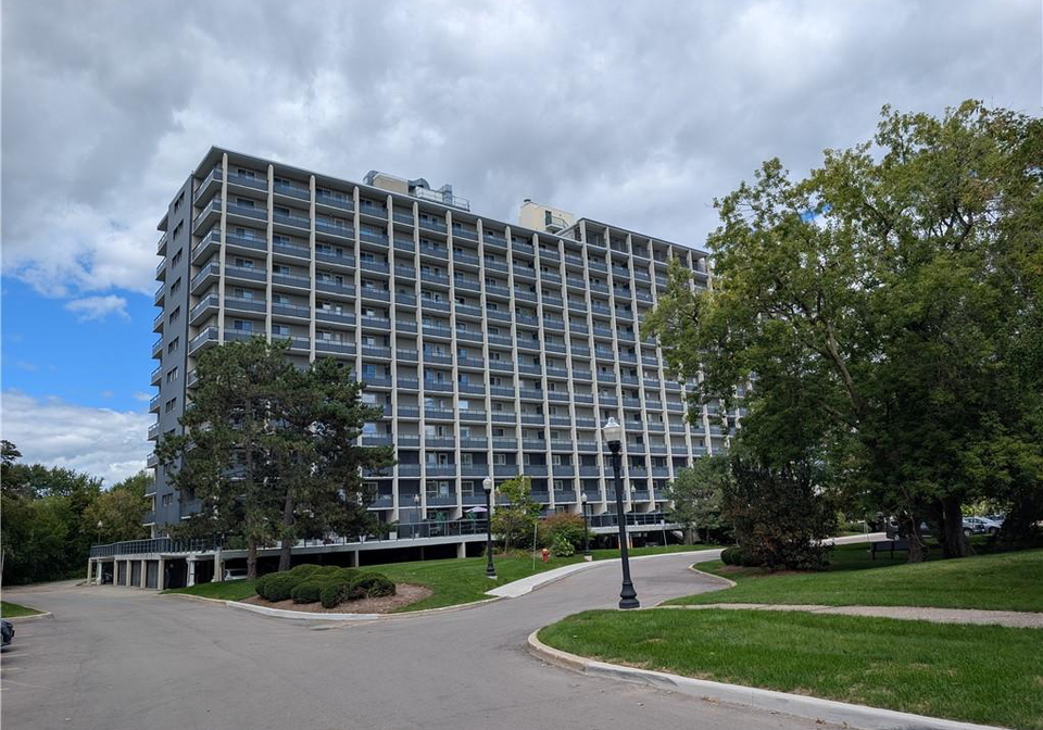 58-bridgeport-road-e-waterloo-ontario-40859605