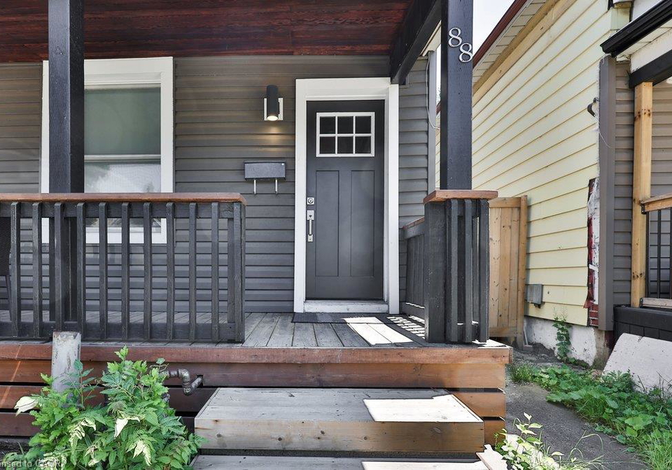 88-chestnut-avenue-hamilton-ontario-40859634