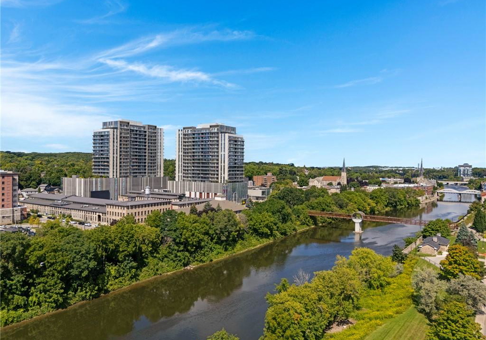 15-glebe-street-cambridge-ontario-40859652