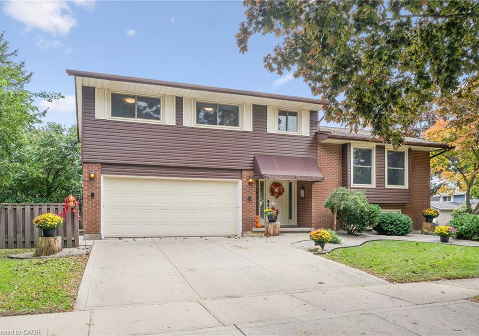 21-colebrook-court-kitchener-ontario-40859660
