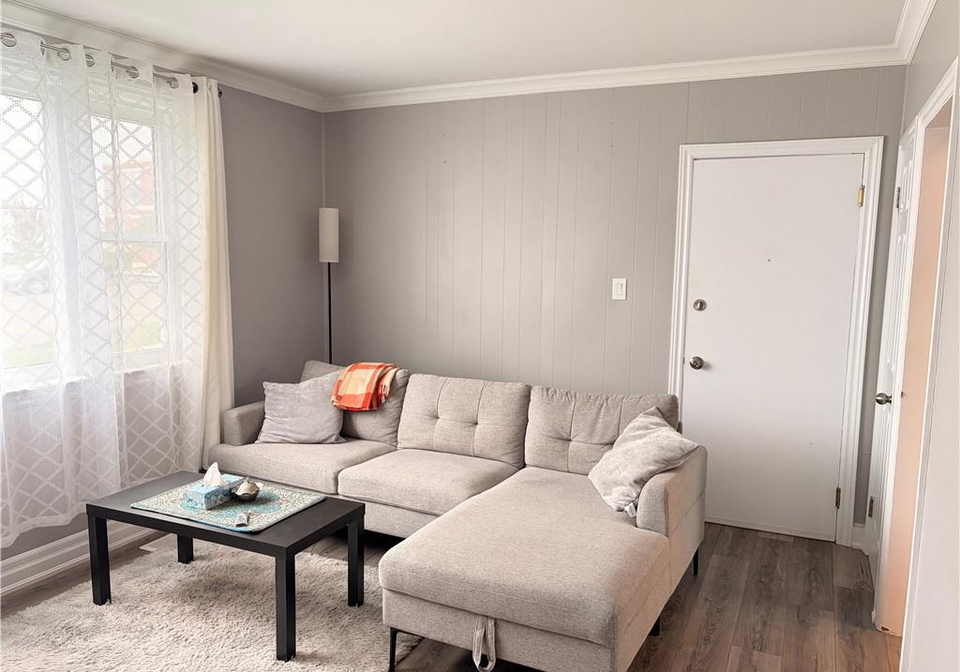318-dolph-street-s-cambridge-ontario-40859677