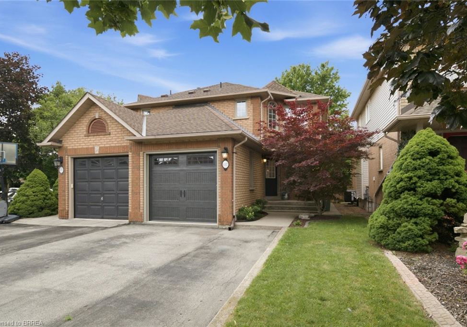 137-chudleigh-street-waterdown-ontario-40859691