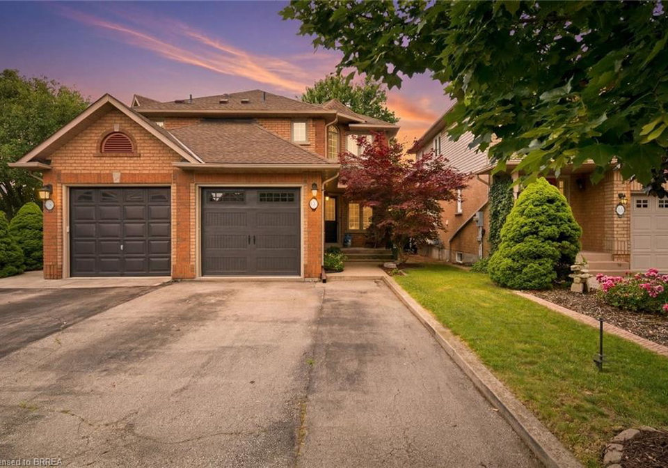 137-chudleigh-street-waterdown-ontario-40859691