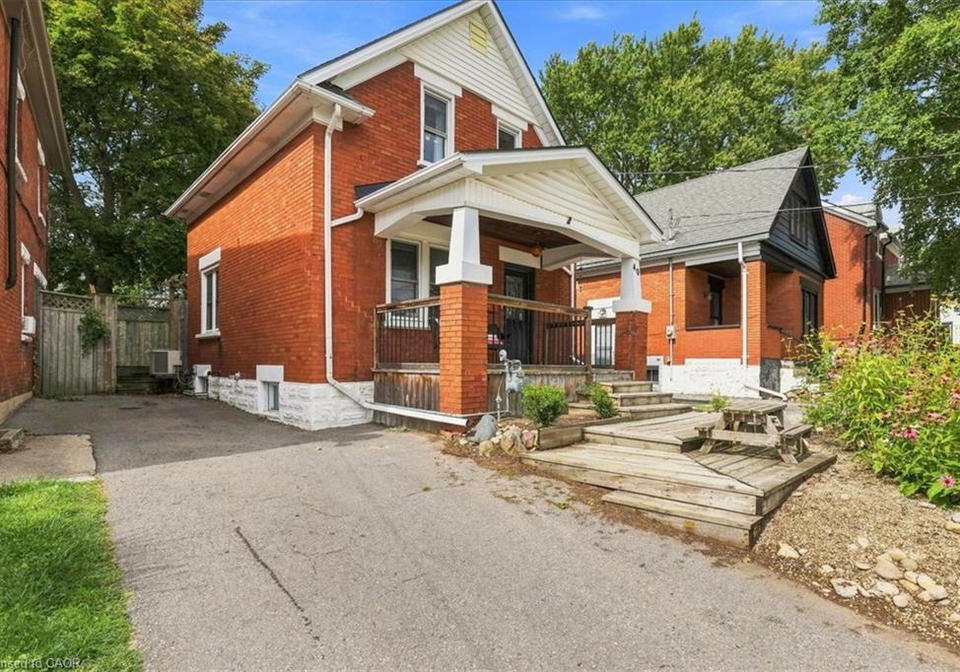 40-guelph-street-kitchener-ontario-40859715