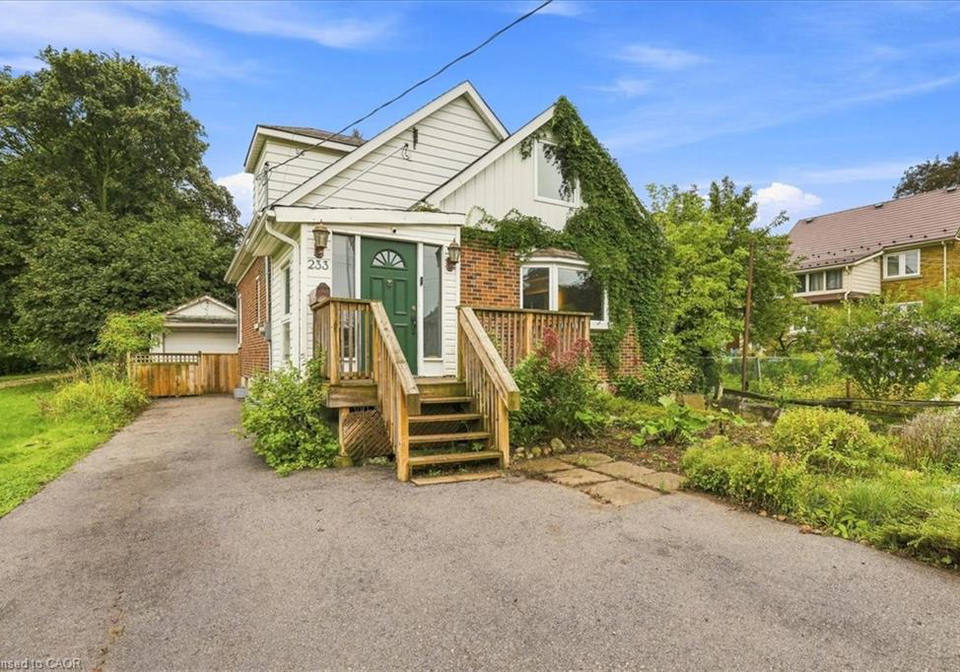 233-mansion-street-kitchener-ontario-40859767