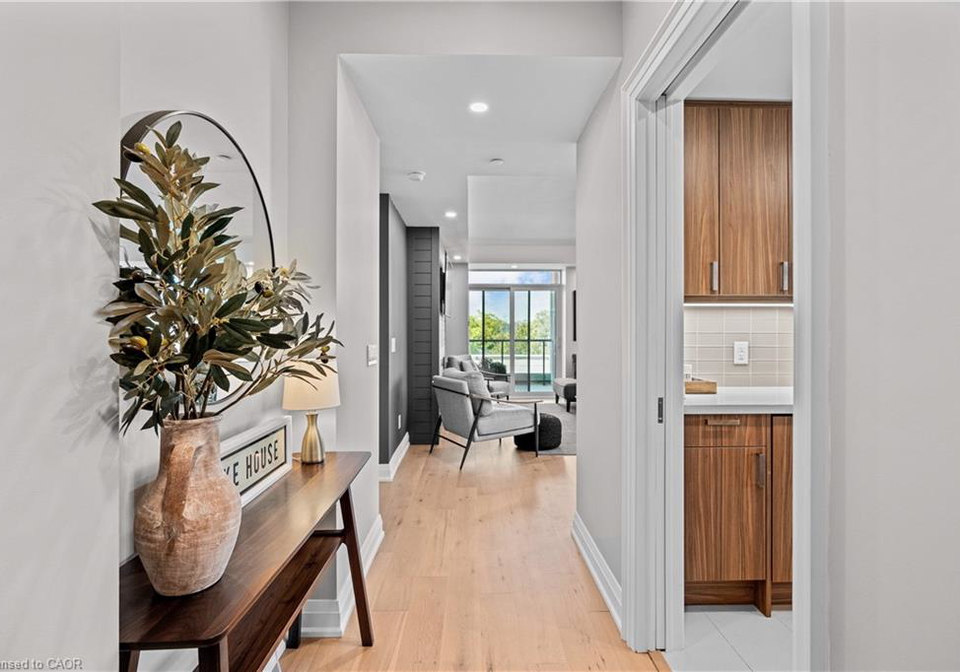 11-bronte-road-oakville-ontario-40859776