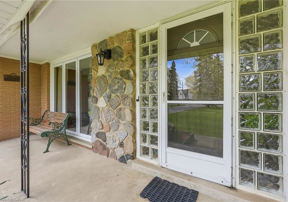 175-concession-5-e-waterdown-ontario-40859779