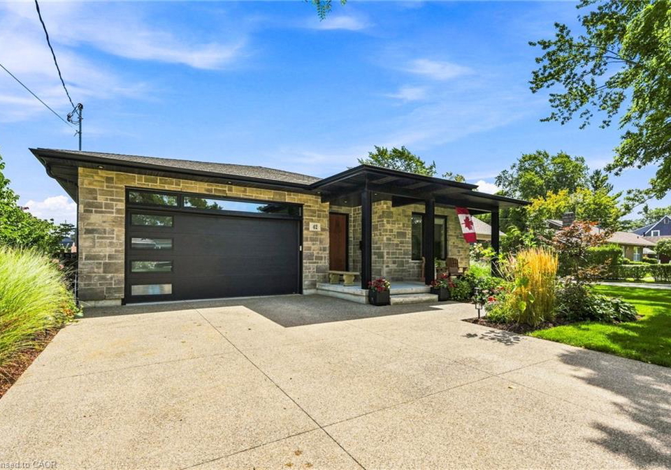 42-carlton-avenue-welland-ontario-40859793