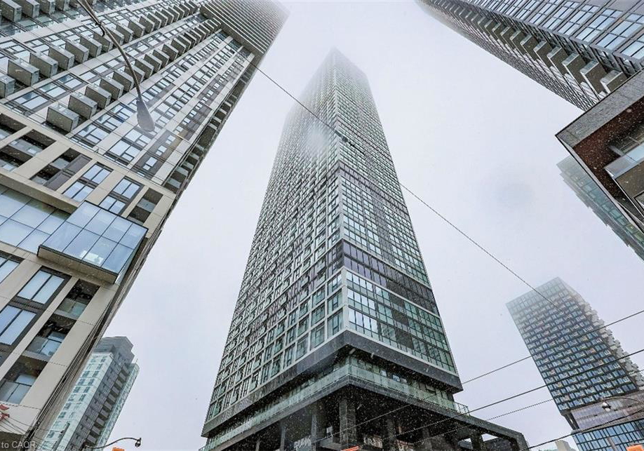 181-dundas-street-e-toronto-ontario-40859798