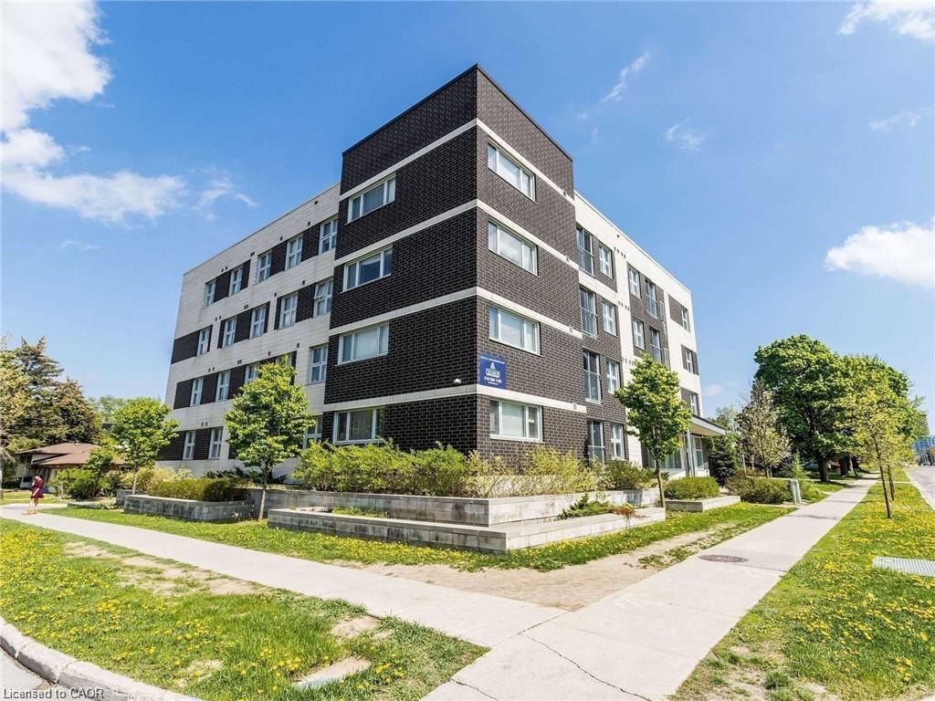392-albert-street-waterloo-ontario-40859842