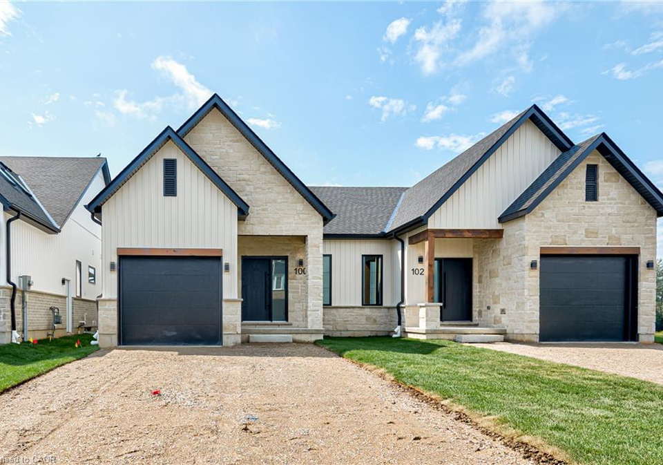 100-clayton-street-mitchell-ontario-40859857