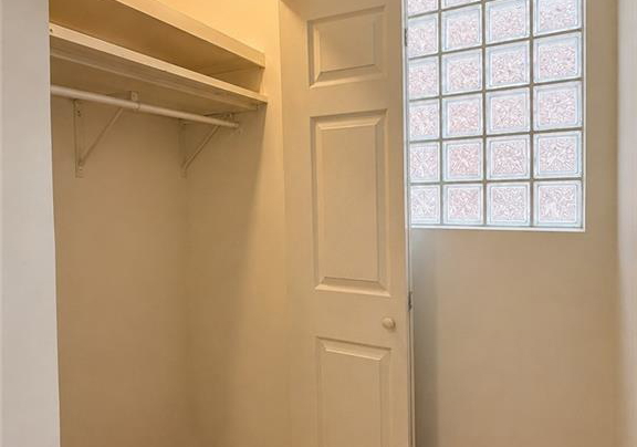 124-king-street-n-waterloo-ontario-40859869