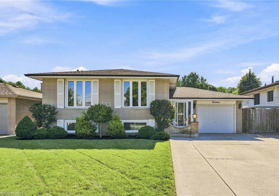 14-green-forest-drive-hamilton-ontario-40859873