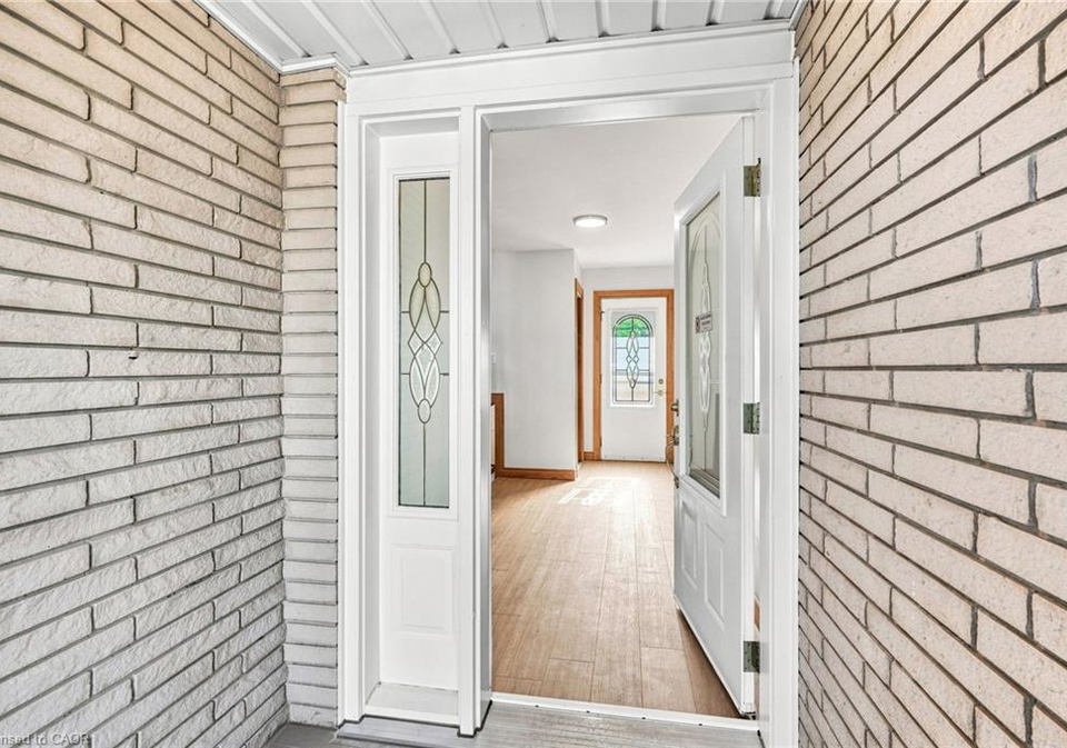 14-green-forest-drive-hamilton-ontario-40859873