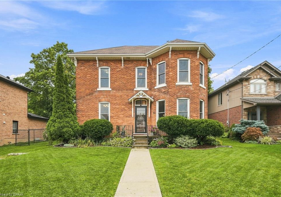 22-munsee-street-s-cayuga-ontario-40859883