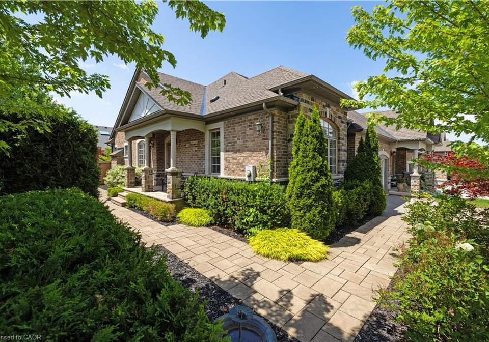 3353-liptay-avenue-oakville-ontario-40859921