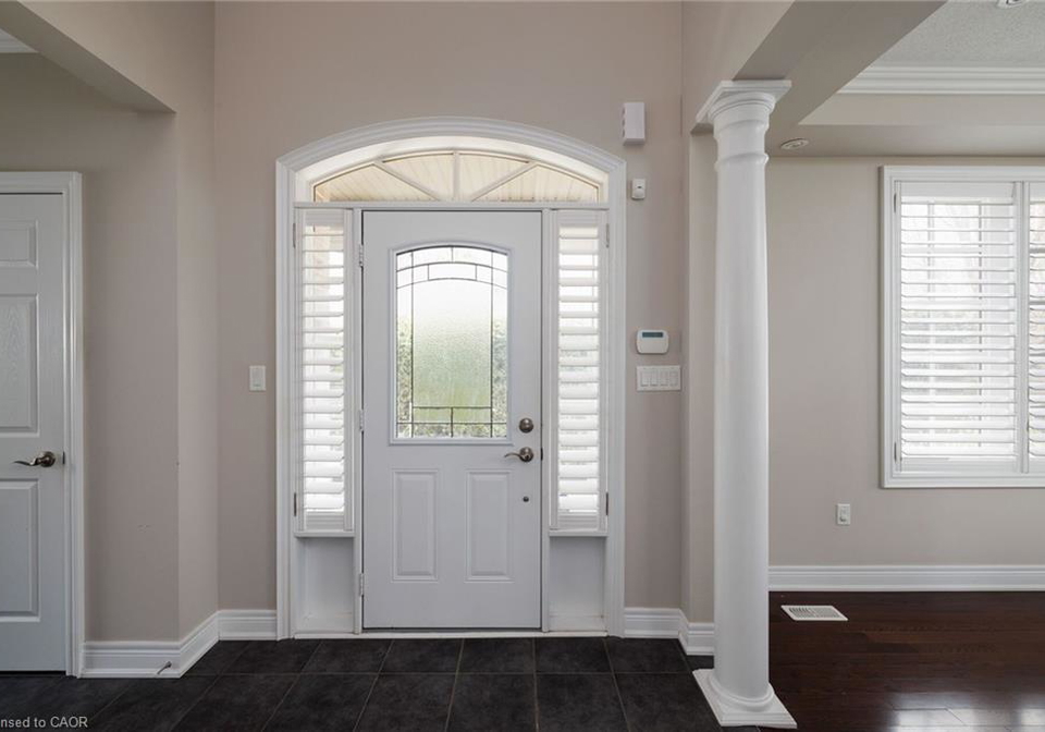 3353-liptay-avenue-oakville-ontario-40859921