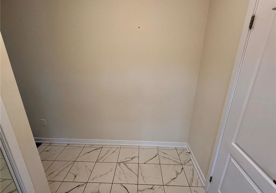 24-owl-lane-caledonia-ontario-40860025