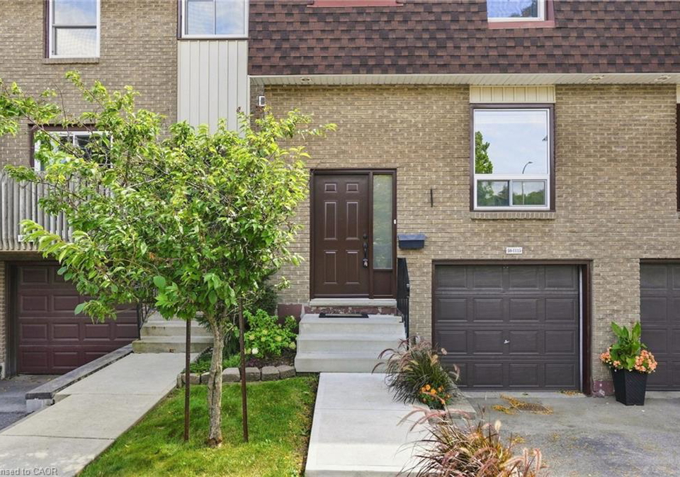 1115-paramount-drive-stoney-creek-ontario-40860081
