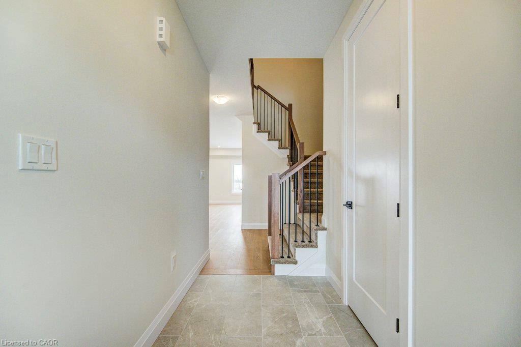 231-applewood-street-plattsville-ontario-40860092