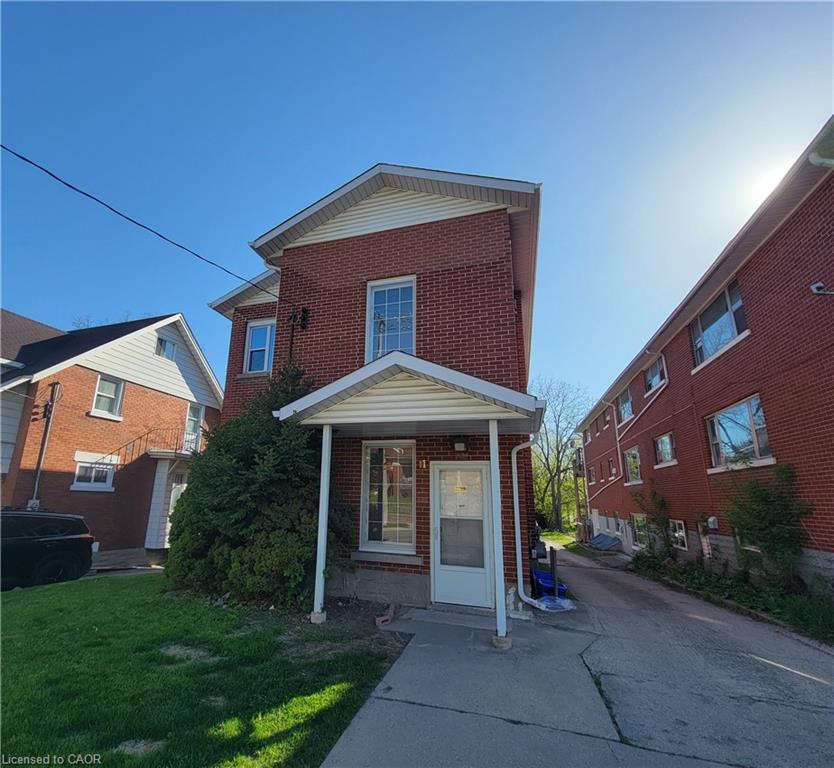 11-strange-street-kitchener-ontario-40860127
