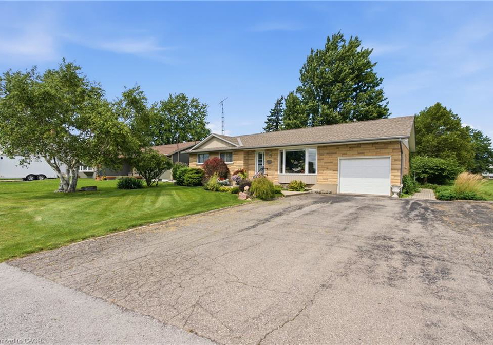 6453-townline-road-smithville-ontario-40860154