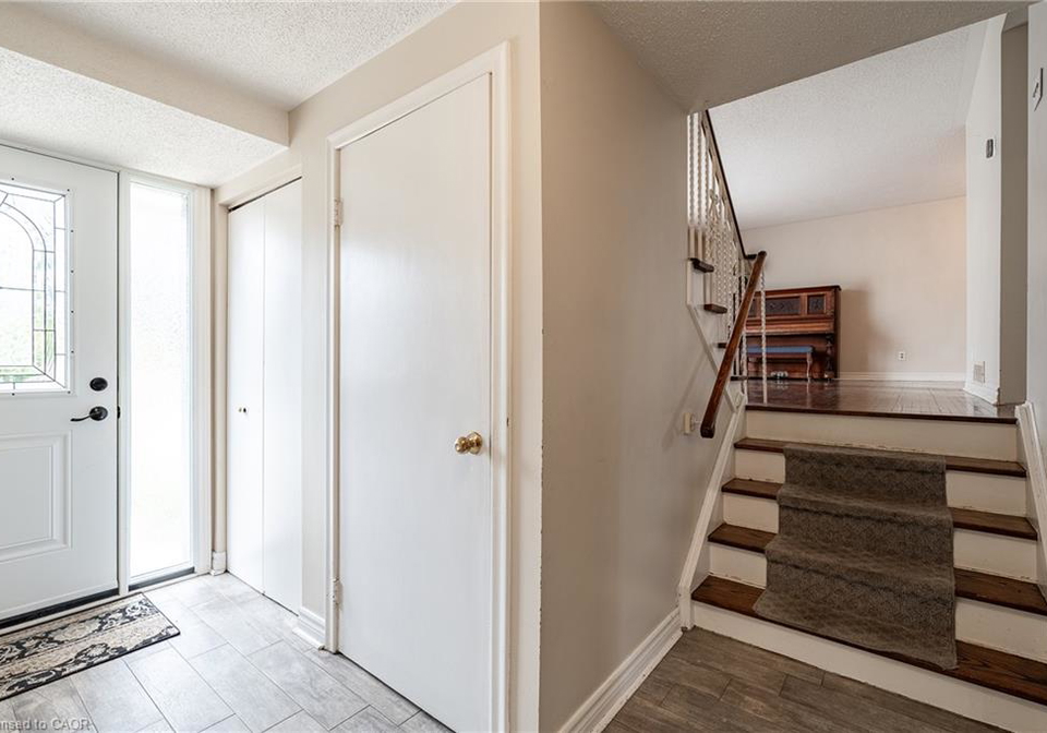 557-trafford-crescent-oakville-ontario-40860161