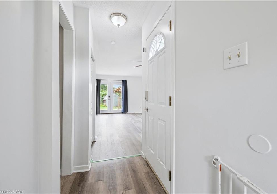 66-banbury-road-brantford-ontario-40860186