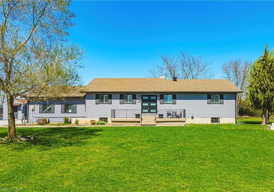 1796-penny-lane-west-lincoln-ontario-40860203