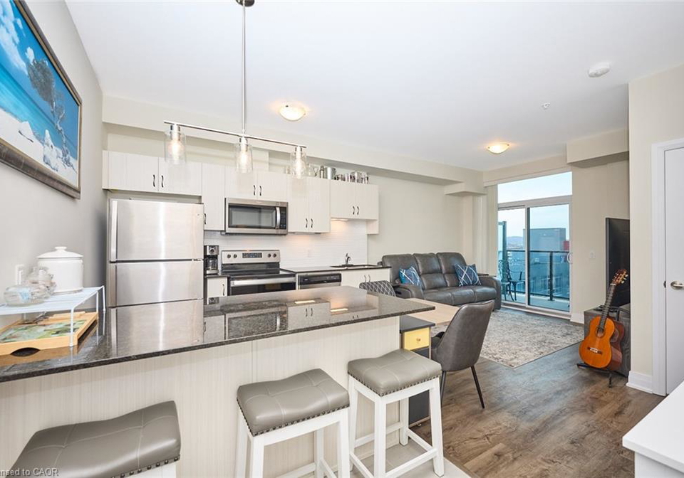 16-concord-place-grimsby-ontario-40860205