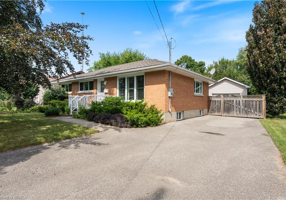 25-wayne-drive-brantford-ontario-40860216