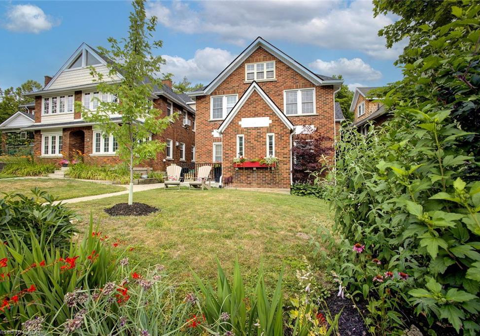 96-john-street-w-waterloo-ontario-40860244