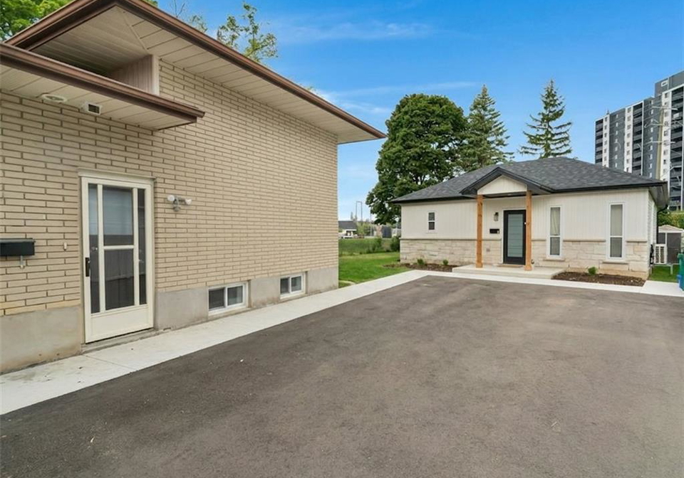67-kimberly-crescent-kitchener-ontario-40860265