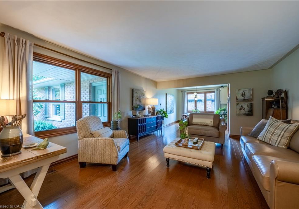 9-sheridan-boulevard-simcoe-ontario-40860267