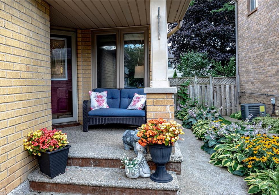 31-grindstone-way-hamilton-ontario-40860275