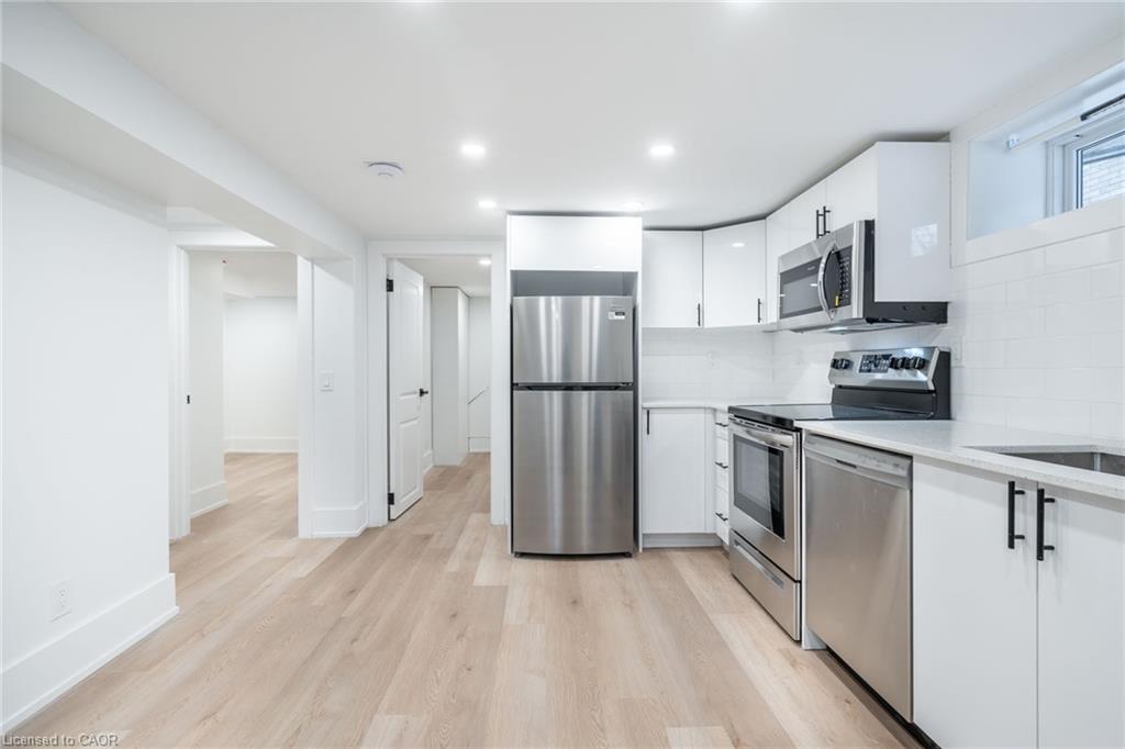 204-balsam-avenue-s-hamilton-ontario-40860276