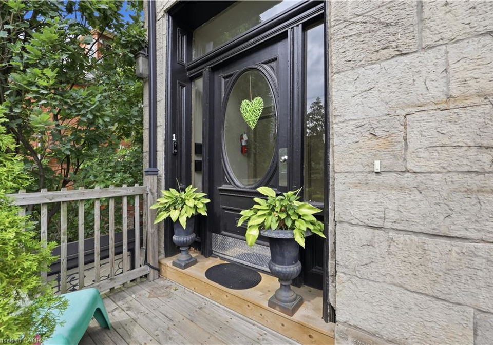98-duke-street-hamilton-ontario-40860322