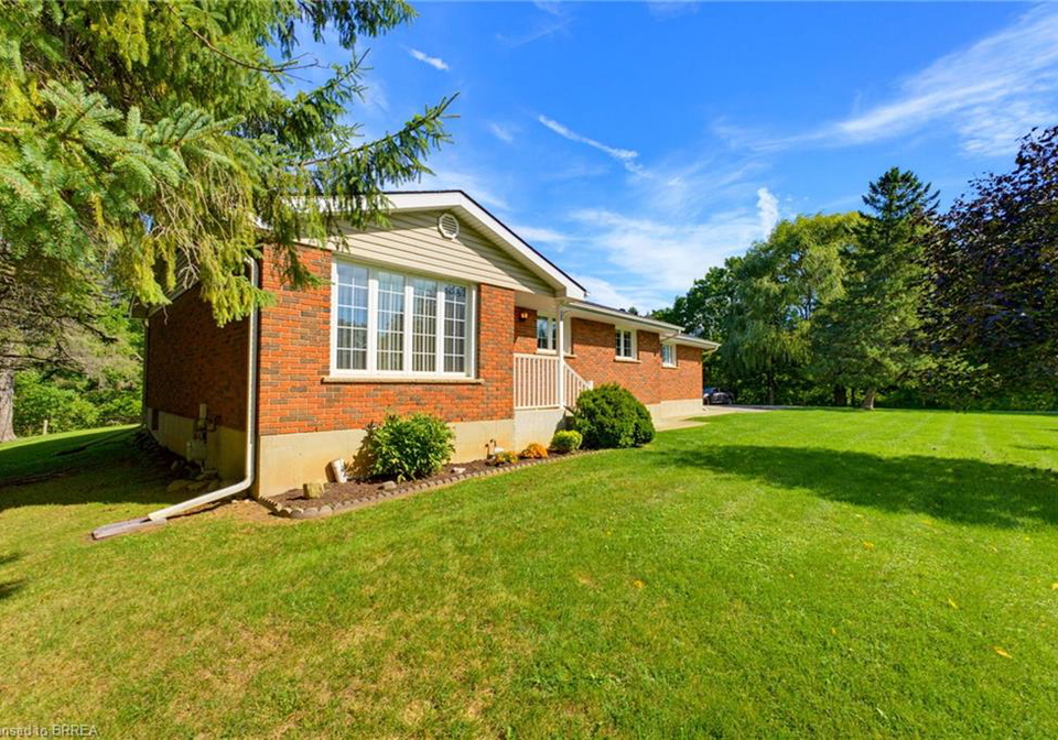 279-highway-5-st-george-ontario-40860329