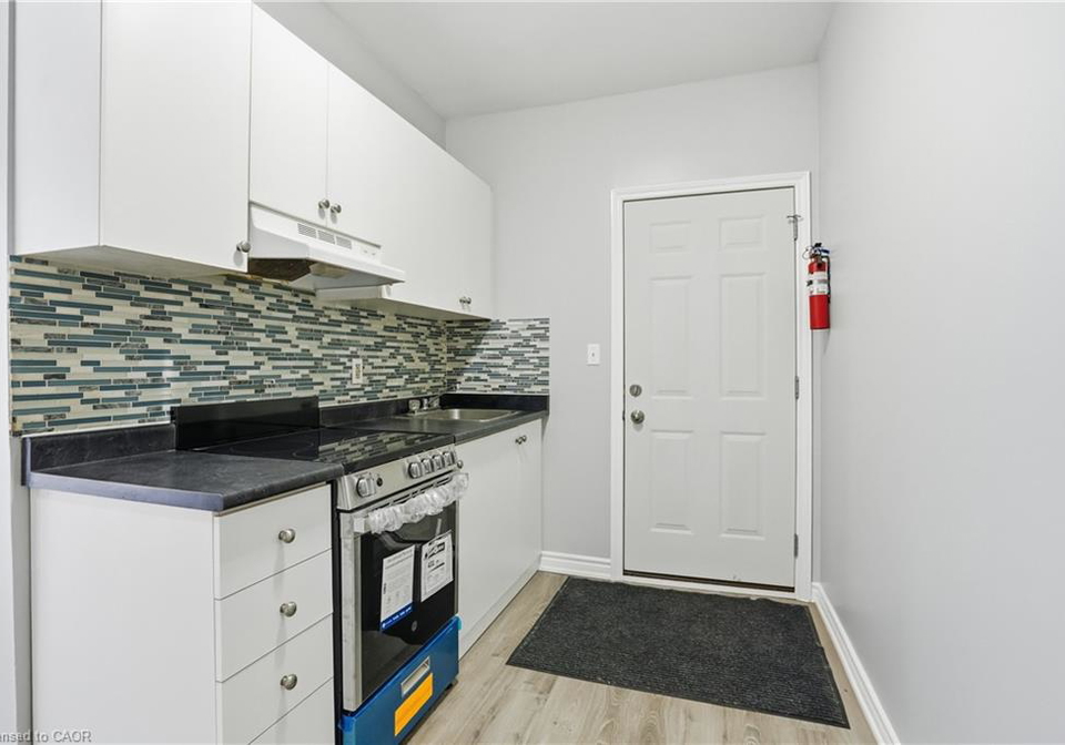 322-barton-street-e-hamilton-ontario-40860371