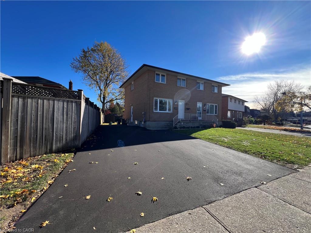 171-kinzie-avenue-kitchener-ontario-40860376