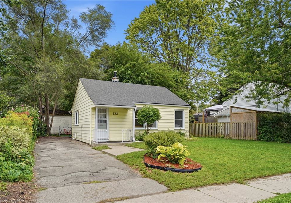 132-spadina-road-e-kitchener-ontario-40860378