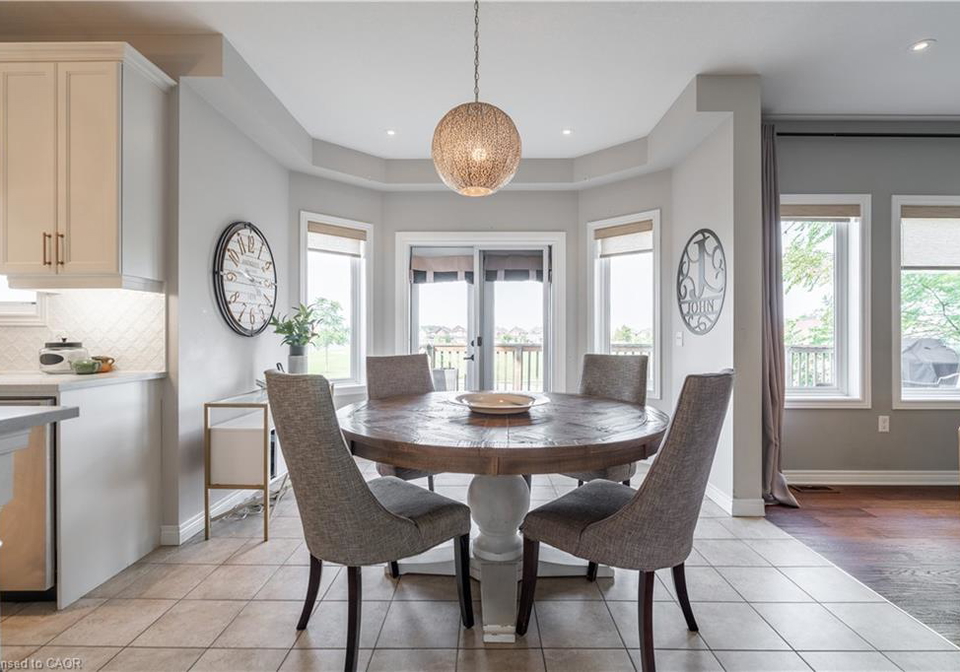 51-showcase-drive-hamilton-ontario-40860380