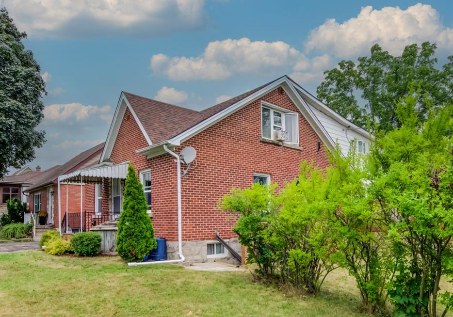 56-lilac-street-kitchener-ontario-40860385